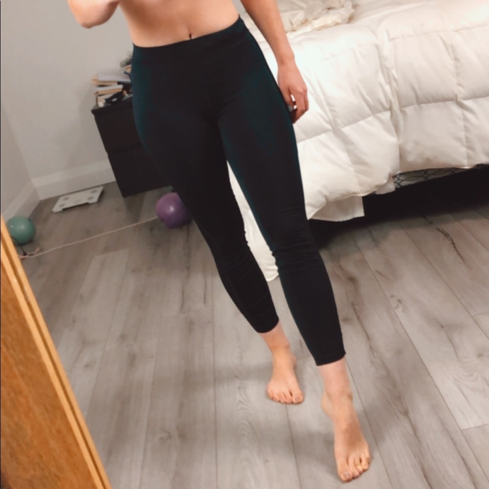 Reebok Mesh Panel 7/8 leggings w Back Zipper